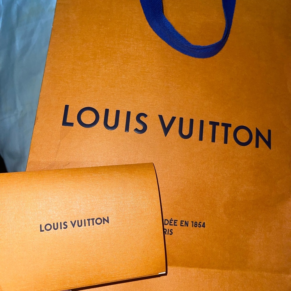 LV boxes - Picture 2 of 4